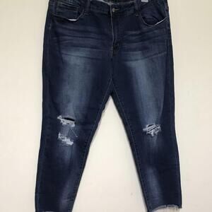 Fashion Nova Women’s Jeans Plus Size 2X Distressed Blue  Cropped